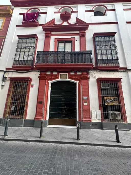 Apartamento Patio Sevillano Frente Catedral Exterior photo